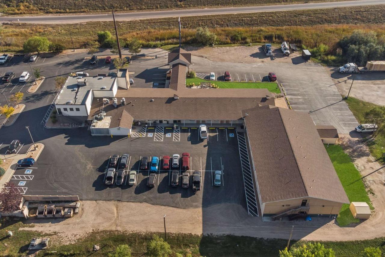 Rodeway Inn Форт Морган Екстериор снимка
