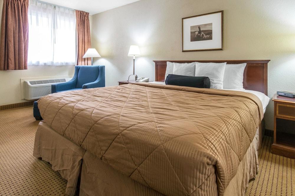 Rodeway Inn Форт Морган Екстериор снимка