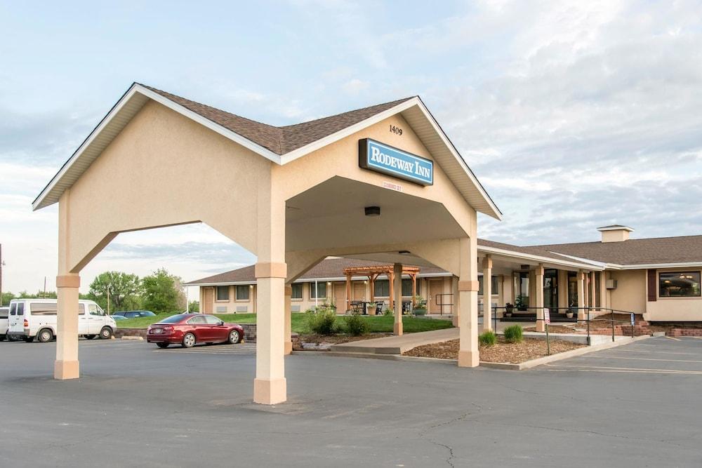 Rodeway Inn Форт Морган Екстериор снимка